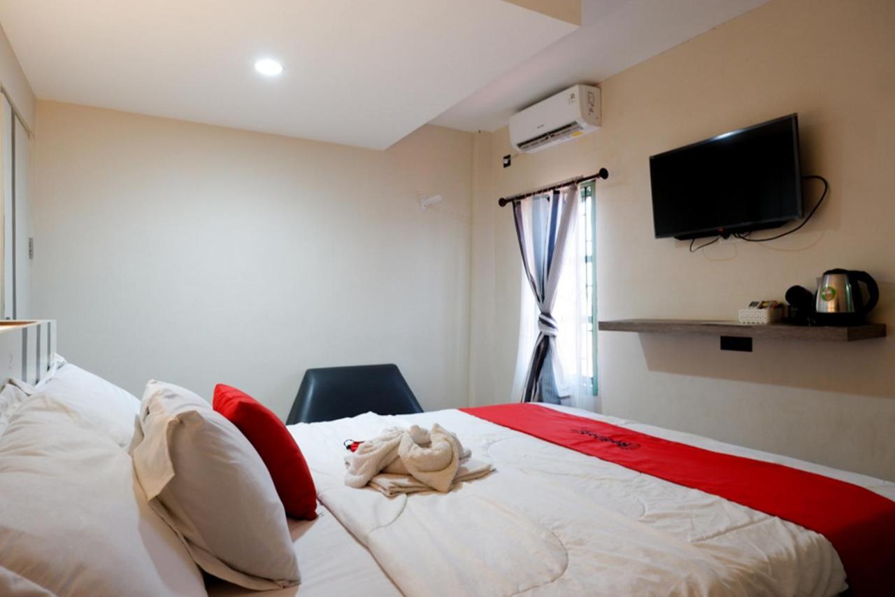 Готель Reddoorz Syariah At Jalan Jenderal Sudirman Palopo Екстер'єр фото